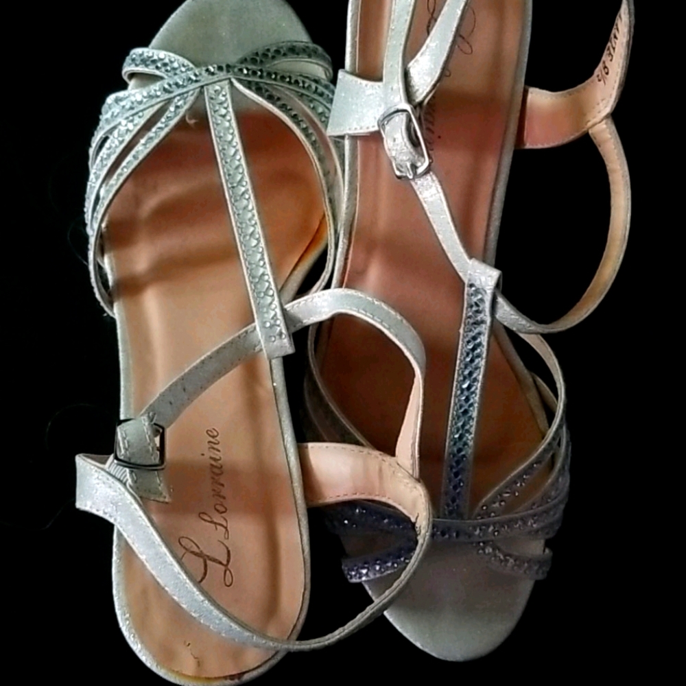 Wedge shoes